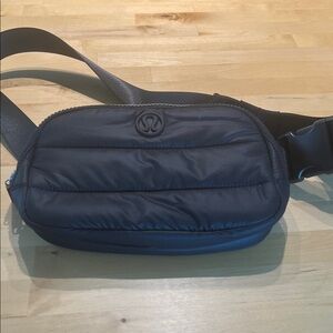 lululemon athletica wonder puff Belt Bag